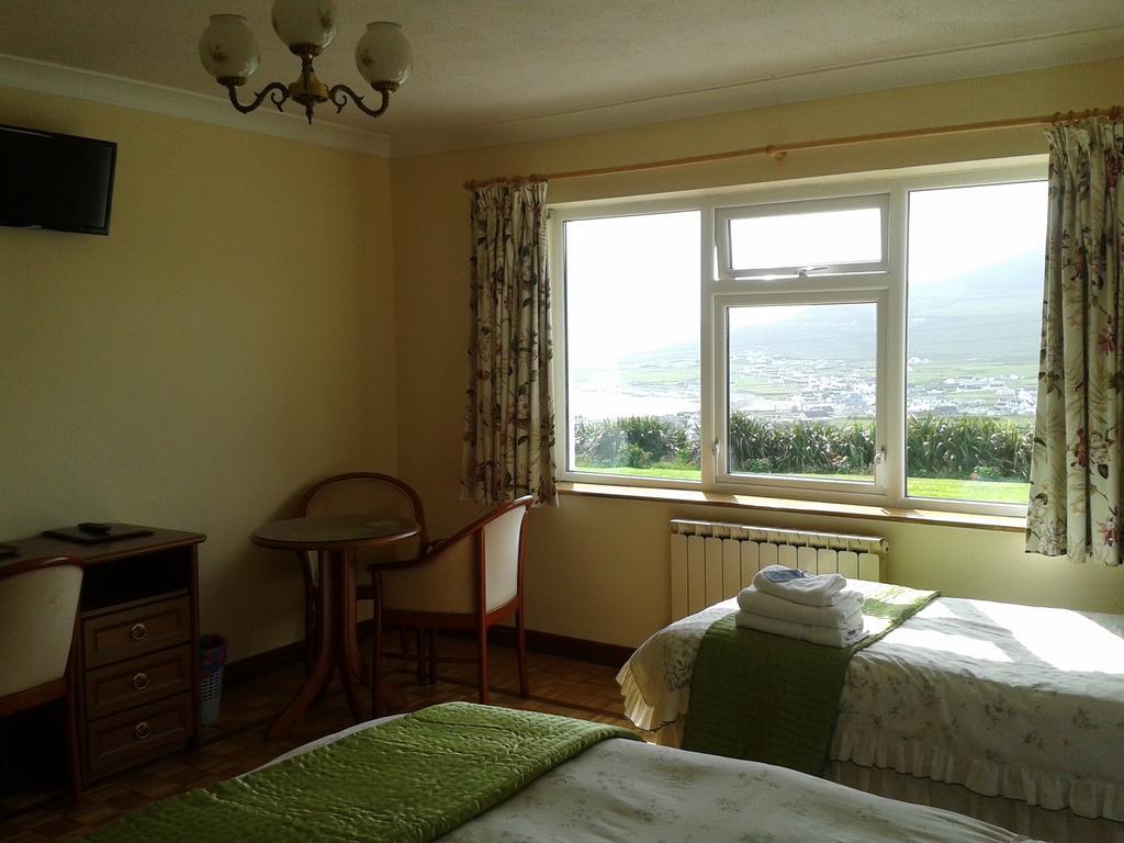 Bed and Breakfast Achill West Coast House Dooagh Exterior foto