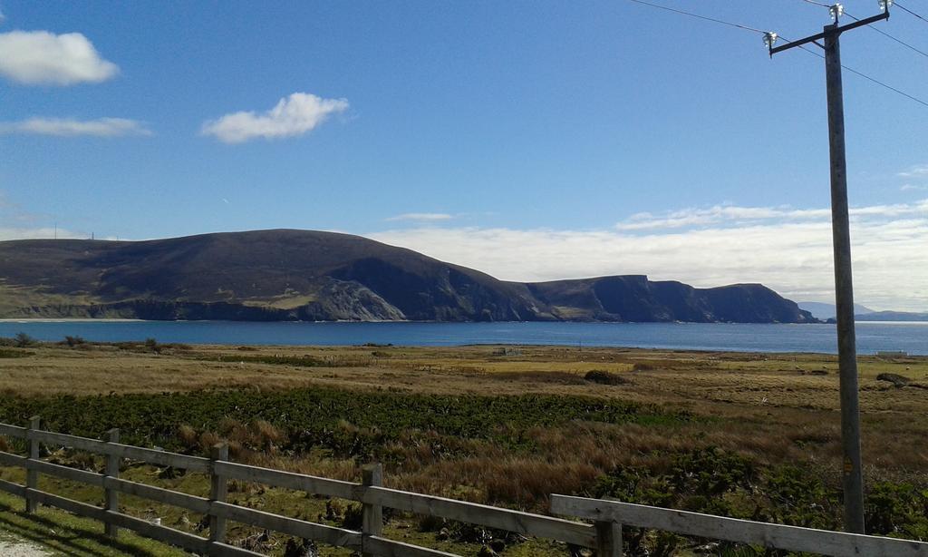 Bed and Breakfast Achill West Coast House Dooagh Exterior foto